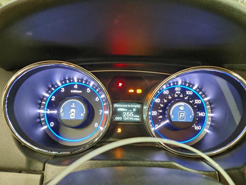 Photo 9 from auction – 2014 HYUNDAI SONATA GLS with VIN 5NPEB4AC7EH890779