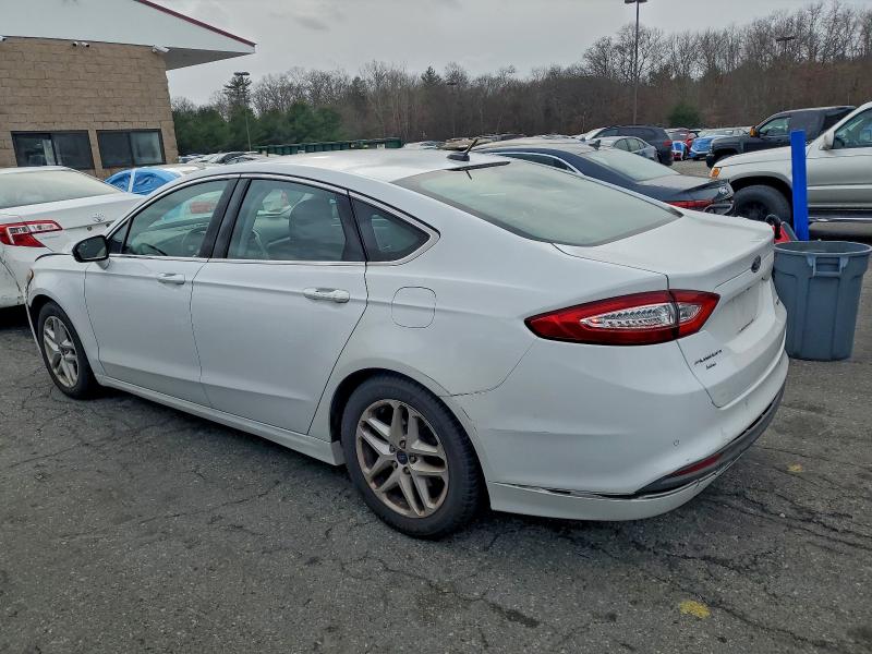 Photo 2 from auction – 2015 FORD FUSION SE with VIN 3FA6P0HD5FR239118