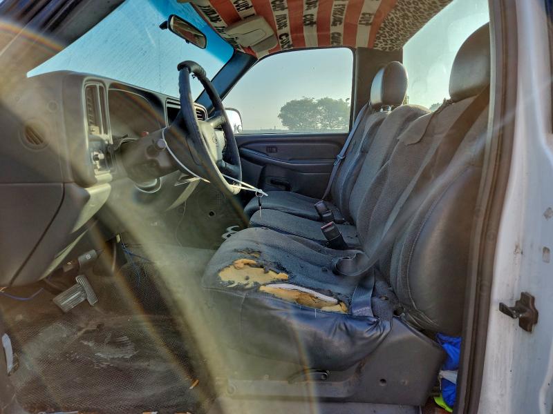 Photo 7 from auction – 2001 CHEVROLET SILVERADO with VIN 1GCEC14W01Z307599
