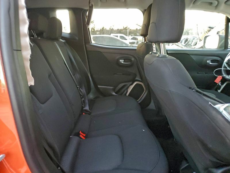 Photo 11 from auction – 2017 JEEP RENEGADE with VIN ZACCJBAB2HPF36590