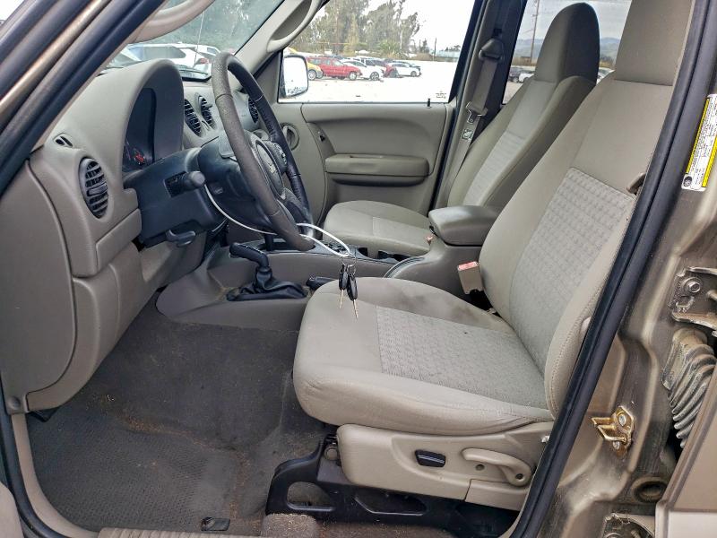 Photo 7 from auction – 2007 JEEP LIBERTY SP with VIN 1J4GL48K67W693029
