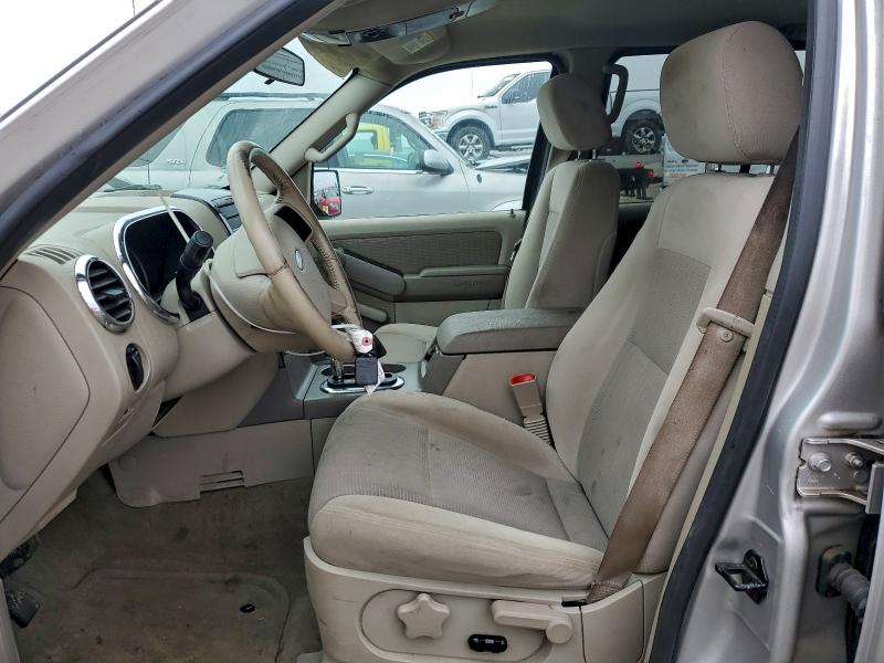 Photo 7 from auction – 2006 FORD EXPLORER X with VIN 1FMEU73E86UB41888