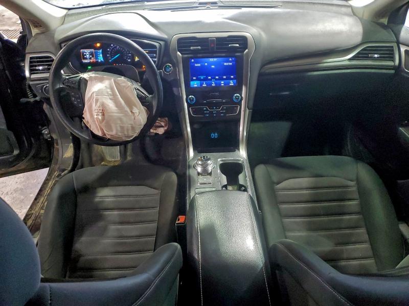Photo 8 from auction – 2020 FORD FUSION SE with VIN 3FA6P0HD5LR246775