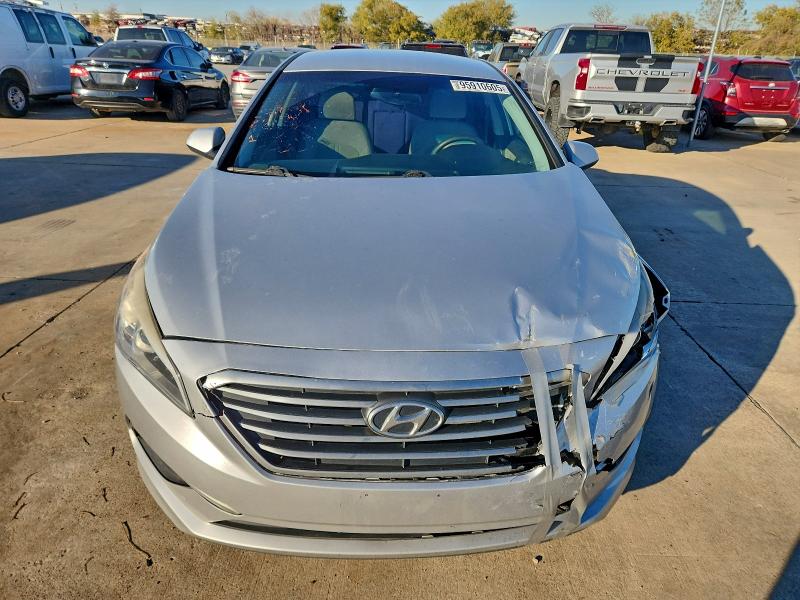Photo 5 from auction – 2016 HYUNDAI SONATA with VIN 5NPE24AF2GH261041