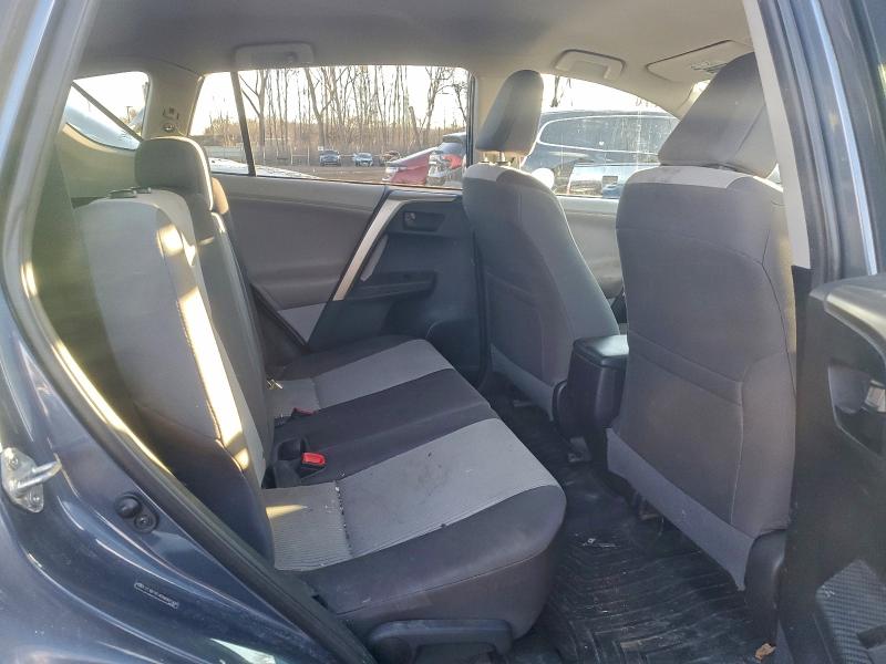 Photo 10 from auction – 2013 TOYOTA RAV4 LE with VIN 2T3BFREV6DW066568