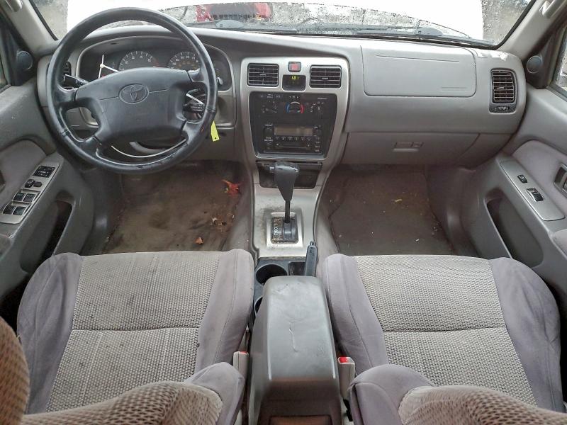 Photo 8 from auction – 2002 TOYOTA 4RUNNER SR with VIN JT3GN86R120253016