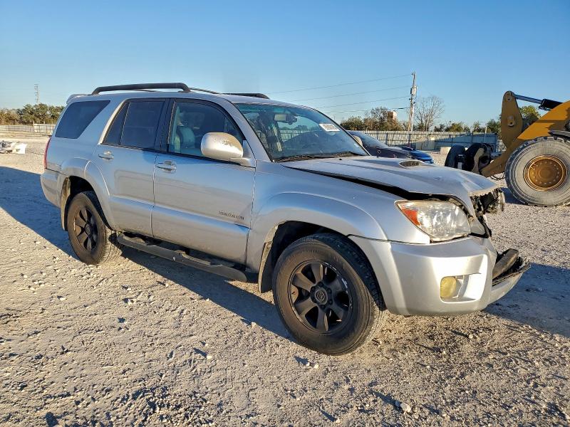 Photo 4 from auction – 2007 TOYOTA 4RUNNER SR with VIN JTEZU14RX70083744