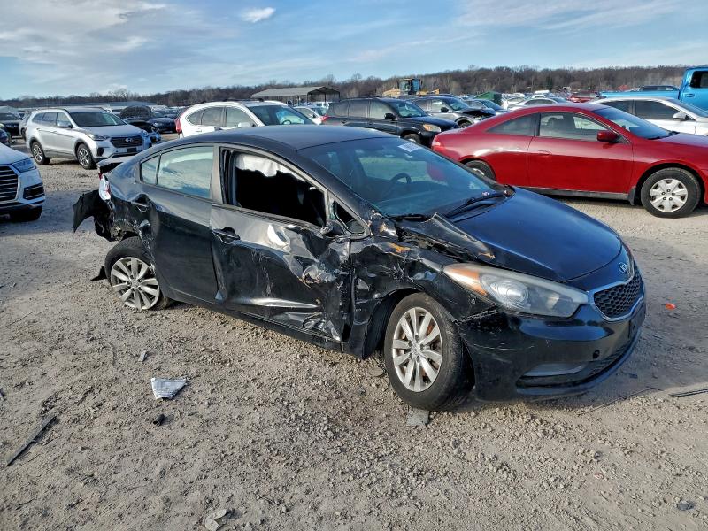 Photo 4 from auction – 2016 KIA FORTE LX with VIN KNAFX4A60G5468501
