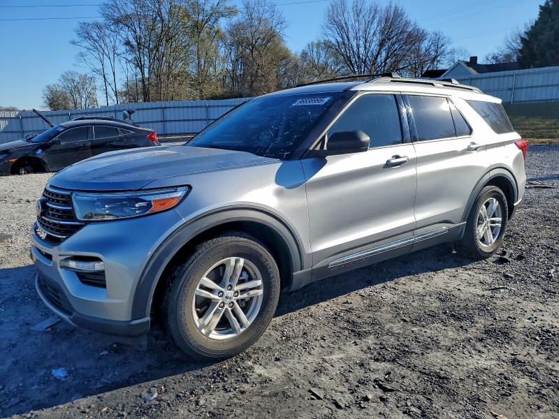 FORD EXPLORER X 2021 مع رقم تعريف المركبة 1FMSK7DH0MGA48618 - صورة من المزاد