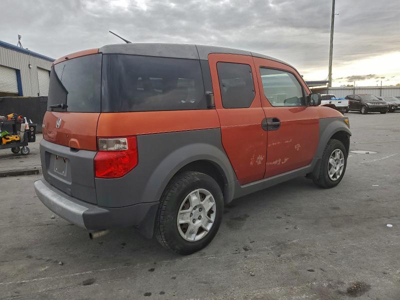 Photo 3 from auction – 2004 HONDA ELEMENT LX with VIN 5J6YH283X4L029901