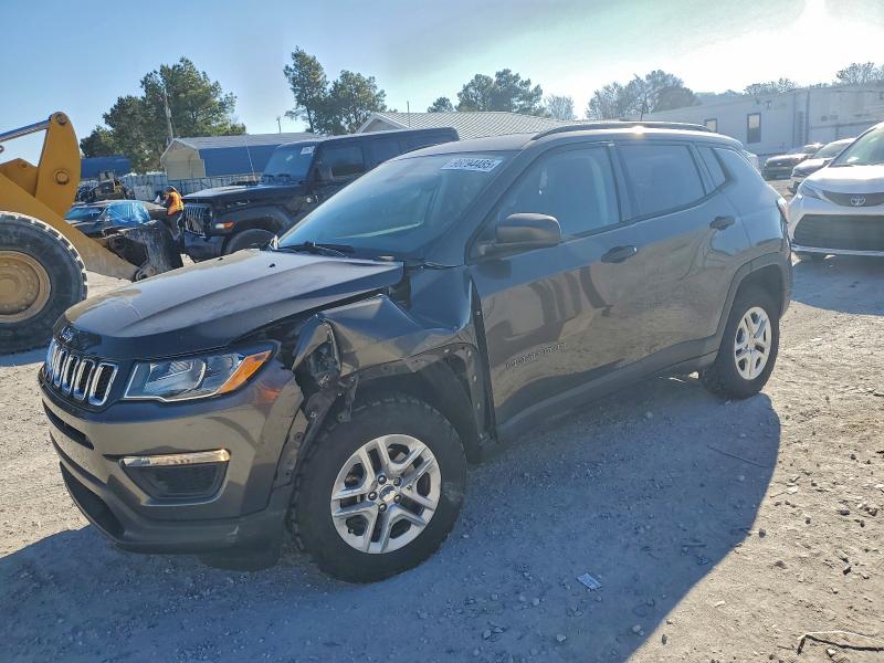 JEEP COMPASS SP 2018 with VIN 3C4NJDAB6JT135403 - Photo from auction