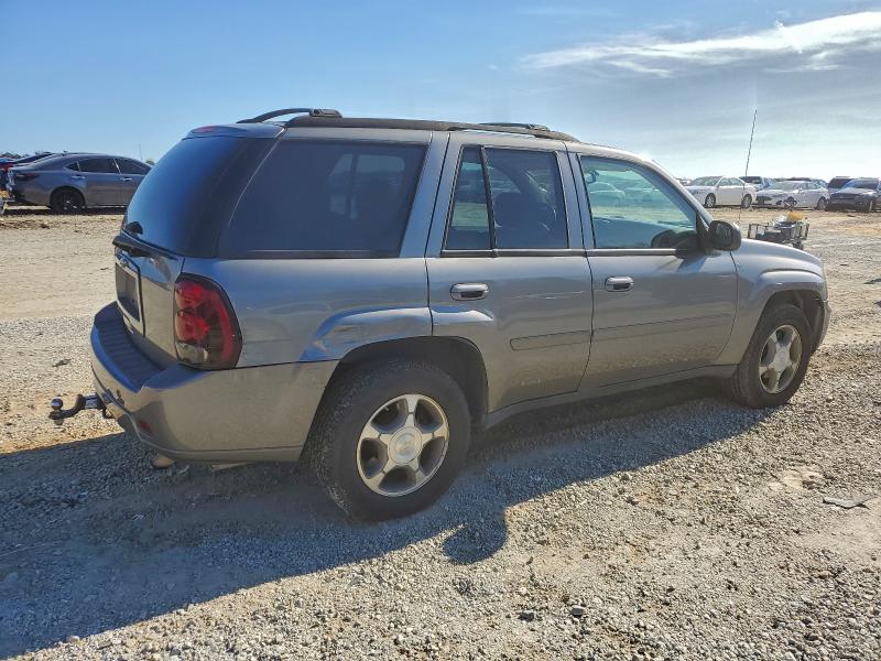 Photo 3 from auction – 2009 CHEVROLET TRAILBLAZE with VIN 1GNDT33S192102942