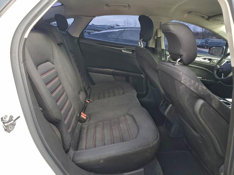 Photo 10 from auction – 2013 FORD FUSION SE with VIN 3FA6P0HR2DR100623