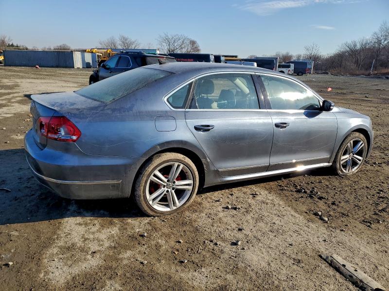 Photo 3 from auction – 2013 VOLKSWAGEN PASSAT SEL with VIN 1VWCN7A31DC023059