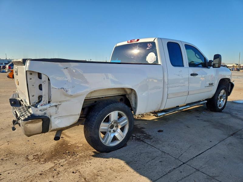 Photo 3 from auction – 2007 CHEVROLET SILVERADO with VIN 1GCEC19057Z640135