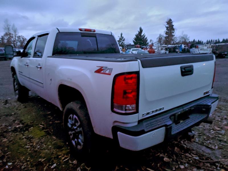 Photo 2 from auction – 2012 GMC SIERRA K35 with VIN 1GT426E80CF142248