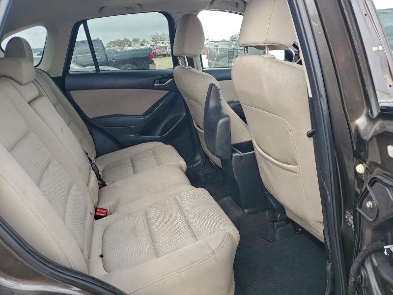 Photo 11 from auction – 2016 MAZDA CX-5 TOURI with VIN JM3KE2CYXG0641925