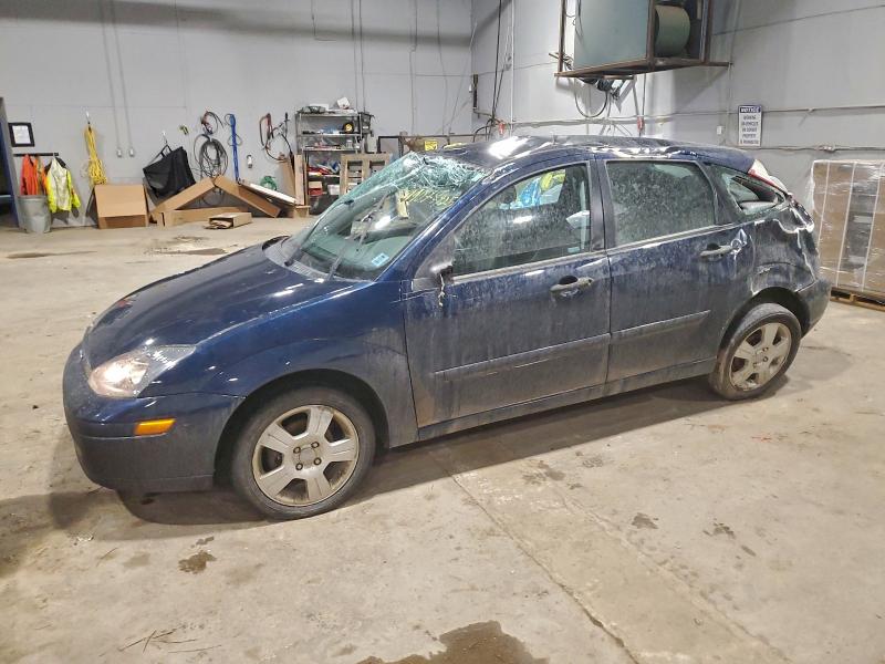 Photo 1 from auction – 2003 FORD FOCUS ZX5 with VIN 3FAHP37323R136785