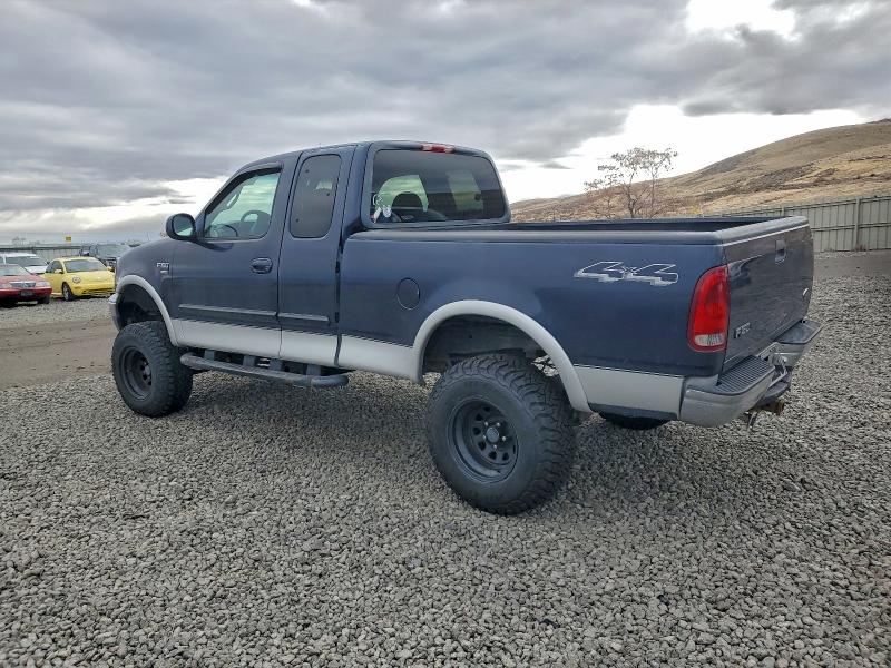 Photo 2 from auction – 2000 FORD F150 with VIN 1FTRX18LXYKA75943