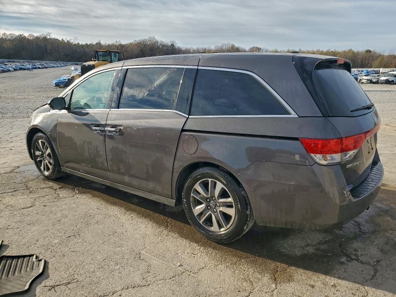 Photo 2 from auction – 2015 HONDA ODYSSEY TO with VIN 5FNRL5H95FB040468