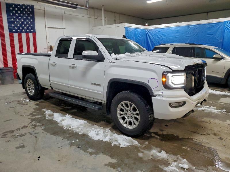 Photo 4 from auction – 2016 GMC SIERRA with VIN 1GTV2LEC7GZ219743
