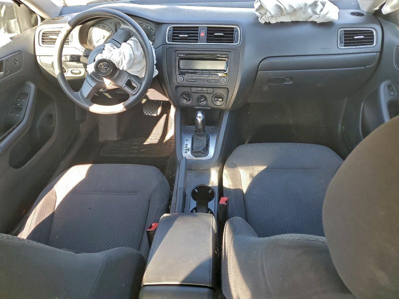 Photo 8 from auction – 2014 VOLKSWAGEN JETTA BASE with VIN 3VW2K7AJ2EM429273