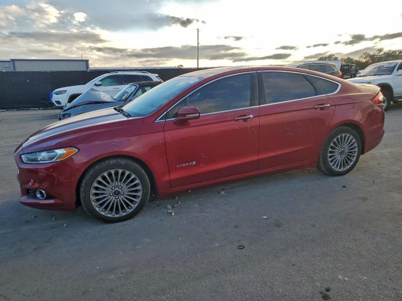 FORD FUSION TIT 2014 with VIN 3FA6P0RU7ER303950 - Photo from auction