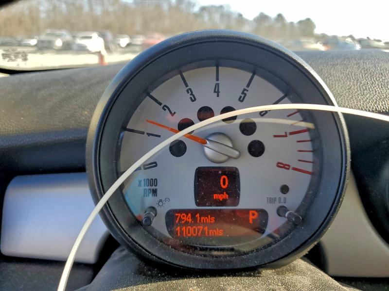 Photo 9 from auction – 2013 MINI COOPER CLU with VIN WMWZF3C54DT489972