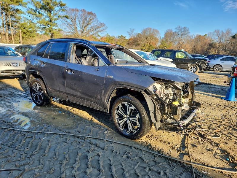 Photo 4 from auction – 2023 TOYOTA RAV4 PRIME with VIN JTMEB3FV8PD112715