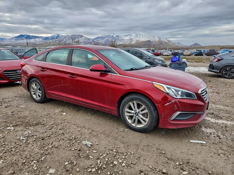 Photo 4 from auction – 2016 HYUNDAI SONATA SE with VIN 5NPE24AF7GH408793