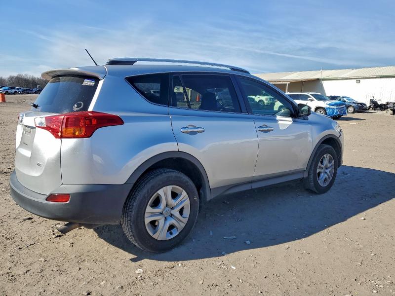 صورة رقم 3 من المزاد - 2014 TOYOTA RAV4 LE مع VIN JTMZFREV2ED038652