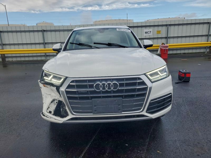Photo 5 from auction – 2018 AUDI Q5 PREMIUM with VIN WA1BNAFY3J2010793