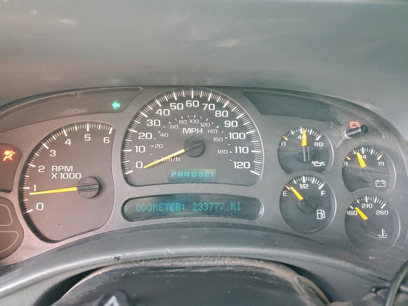 Photo 9 from auction – 2003 CHEVROLET SILVERADO with VIN 1GCEK19TX3Z276348