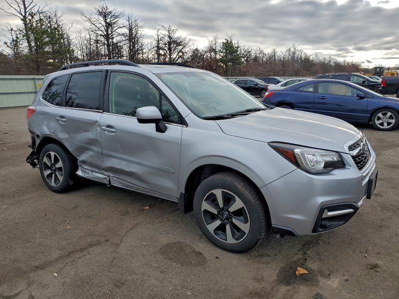 Photo 4 from auction – 2018 SUBARU FORESTER 2 with VIN JF2SJARC4JH563484