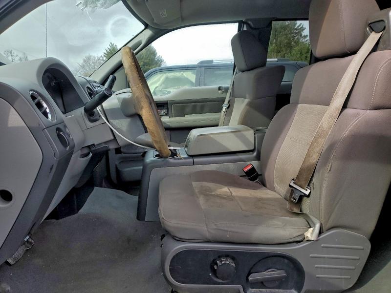 Photo 7 from auction – 2004 FORD F150 with VIN 1FTRX14WX4NA36780