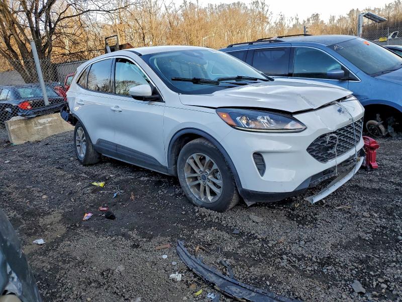 Photo 4 from auction – 2020 FORD ESCAPE SE with VIN 1FMCU0G62LUB45075