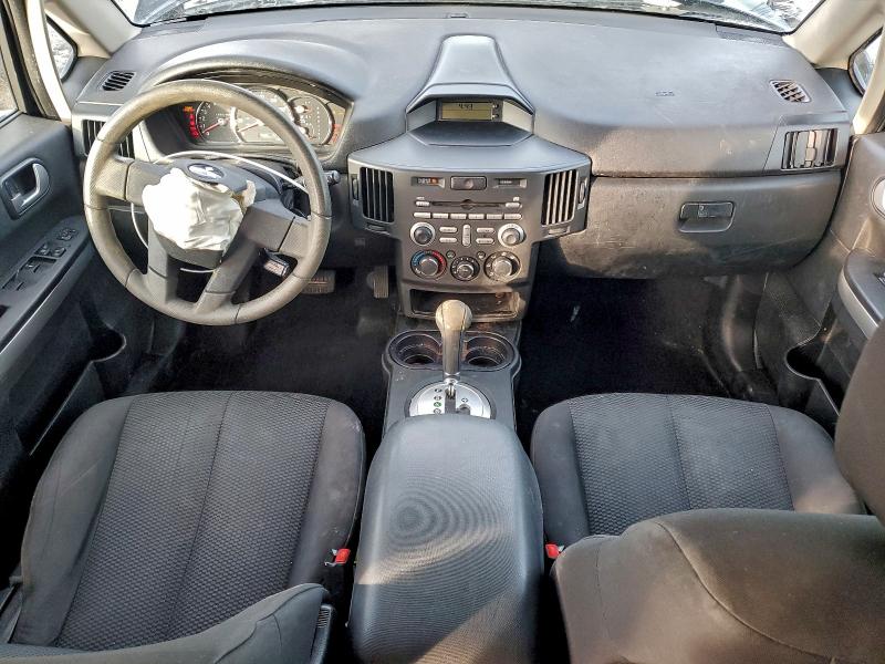 Photo 8 from auction – 2011 MITSUBISHI ENDEAVOR L with VIN 4A4JM2AS1BE012452
