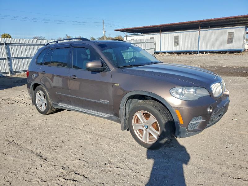 Photo 4 from auction – 2012 BMW X5 XDRIVE3 with VIN 5UXZW0C53CL669345
