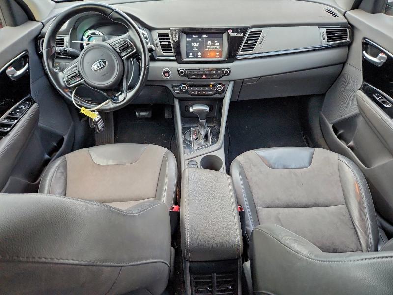 Photo 8 from auction – 2017 KIA NIRO EX with VIN KNDCC3LC3H5070246