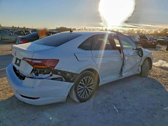 Photo 3 from auction – 2019 VOLKSWAGEN JETTA S with VIN 3VWC57BU3KM238915