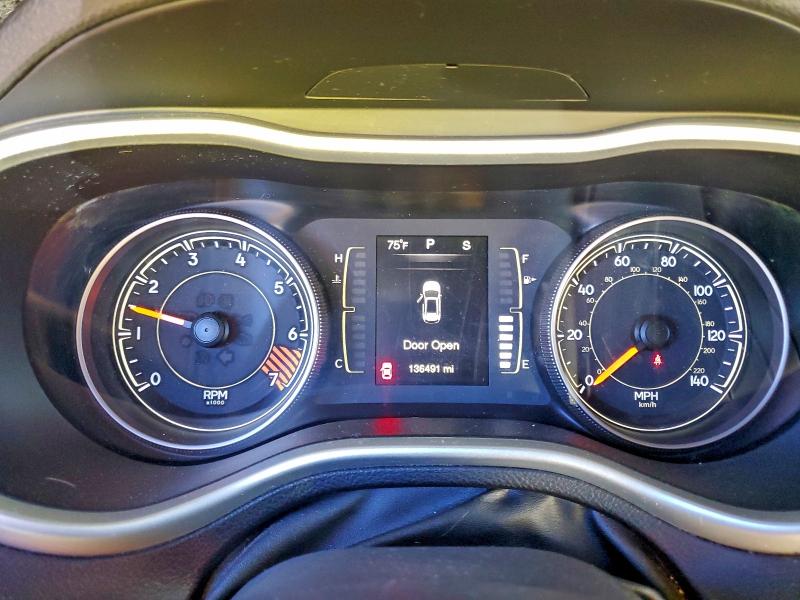 Photo 9 from auction – 2015 JEEP CHEROKEE L with VIN 1C4PJLCB8FW712661