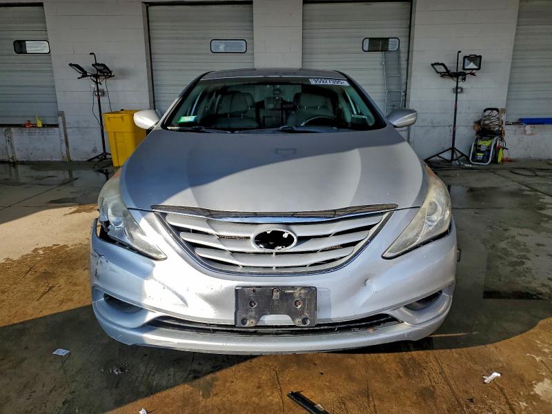 Photo 5 from auction – 2012 HYUNDAI SONATA GLS with VIN 5NPEB4AC2CH370275
