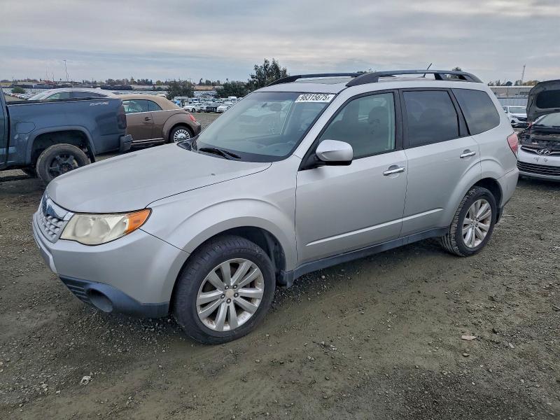 SUBARU FORESTER 2 2011 with VIN JF2SHADCXBH740544 - Photo from auction