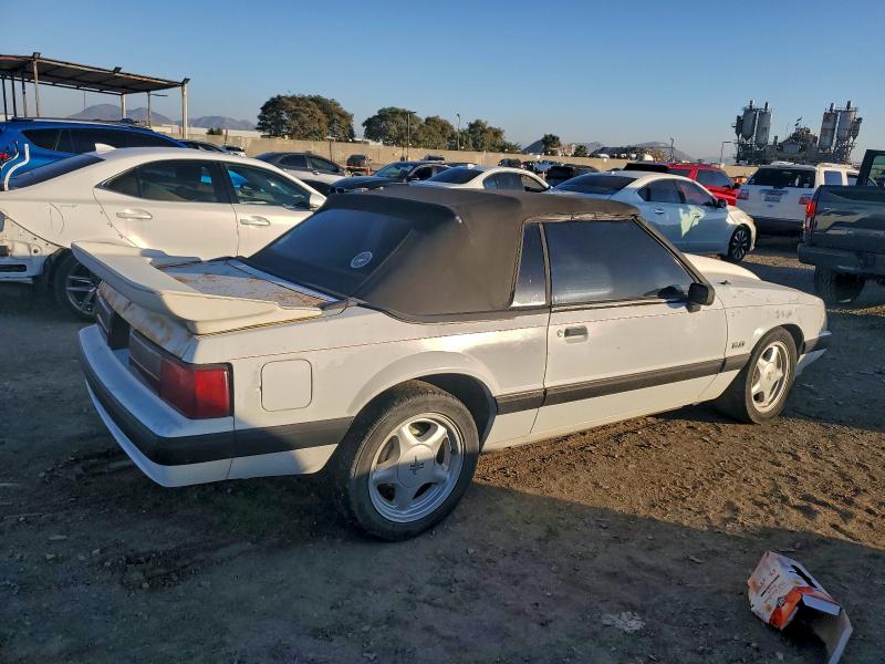 Photo 3 from auction – 1989 FORD MUSTANG with VIN 1FABP44E9KF211544