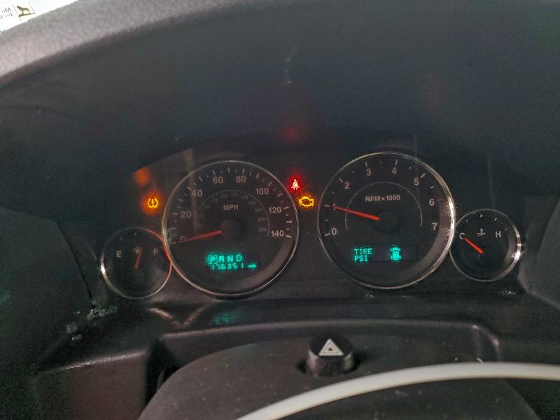 Photo 9 from auction – 2006 JEEP COMMANDER with VIN 1J8HG58286C254931