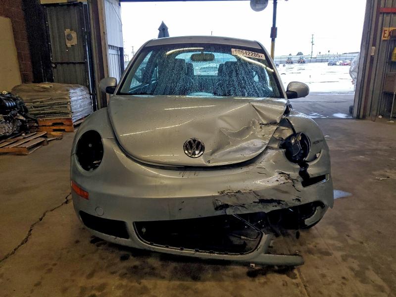 Photo 5 from auction – 2010 VOLKSWAGEN NEW BEETLE with VIN 3VWPG3AG1AM014959