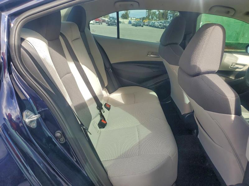 Photo 10 from auction – 2020 TOYOTA COROLLA LE with VIN 5YFEPRAE4LP056825