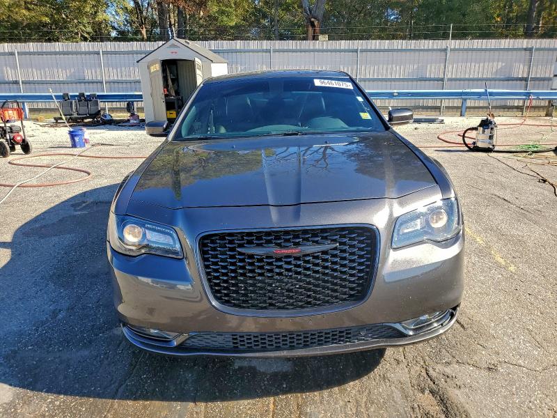 Photo 5 from auction – 2023 CHRYSLER 300 S with VIN 2C3CCABG2PH633288