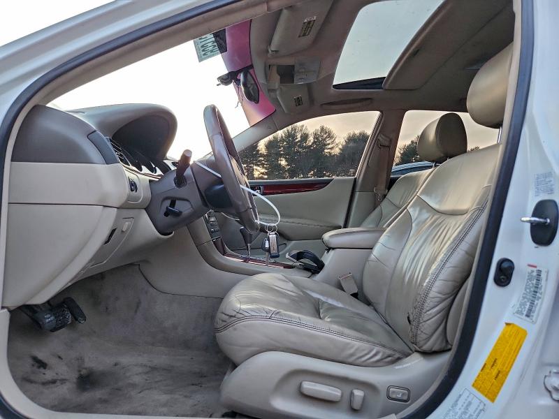 Photo 7 from auction – 2003 LEXUS ES 300 with VIN JTHBF30G730127871