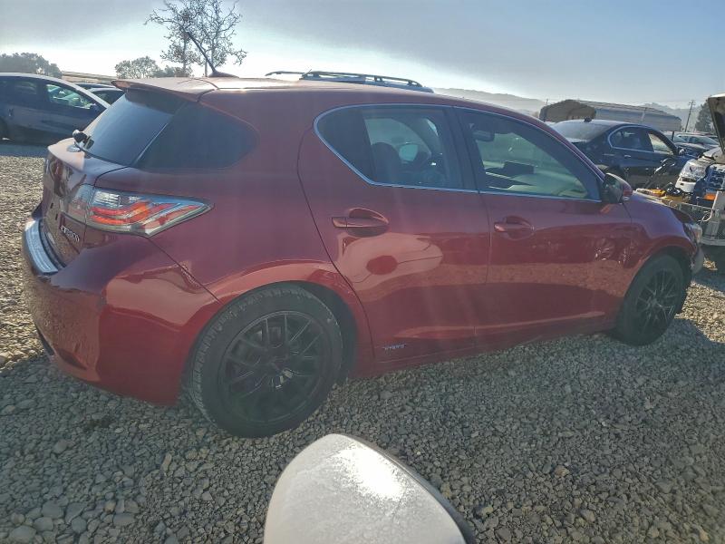 Photo 3 from auction – 2013 LEXUS CT 200 with VIN JTHKD5BH0D2142936